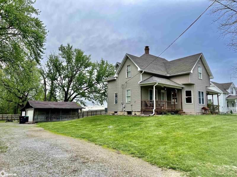 SINGLE FAMILY at 205 W North Street, Cantril, 52542 Iowa - Listing ID 6317213 by Mike Whisler